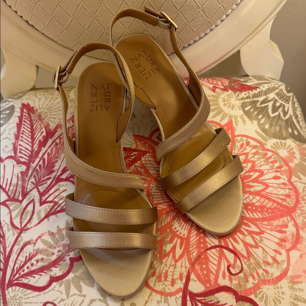 Naturalizer Metallic Gold Strappy Slingback Sandals